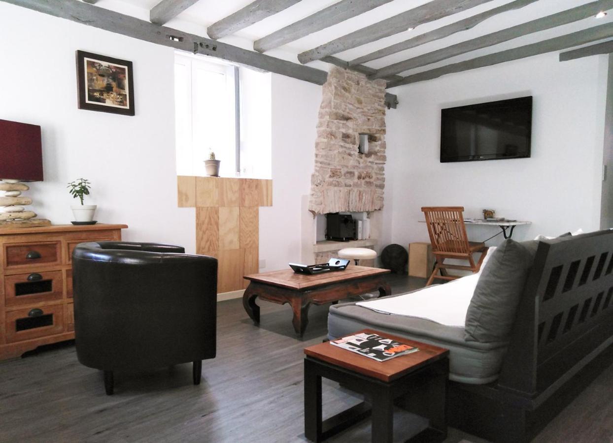Wood Stone And Wine Apartment Beaune  Luaran gambar